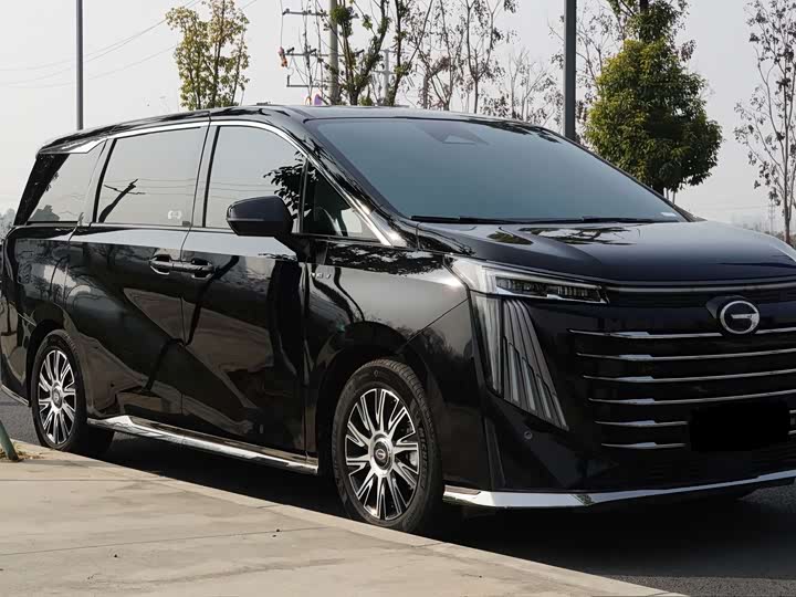 Фото 3 - GAC Trumpchi E9