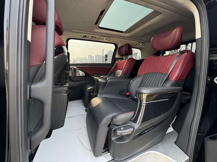 Фото 8 - GAC Trumpchi E9