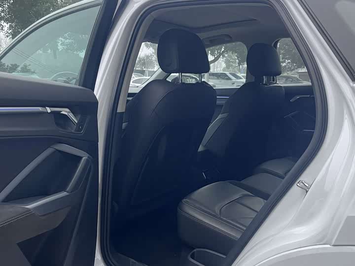 Фото 7 - Audi Q3 Sportback