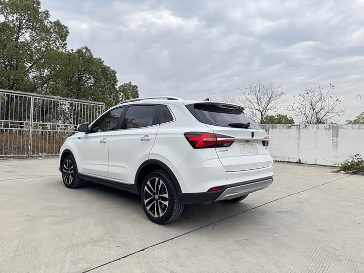 Фото 8 - Roewe RX3