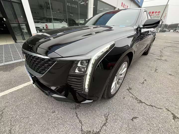 Фото 2 - Cadillac CT5