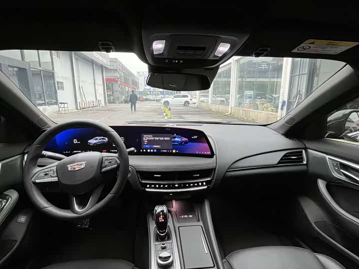 Фото 5 - Cadillac CT5