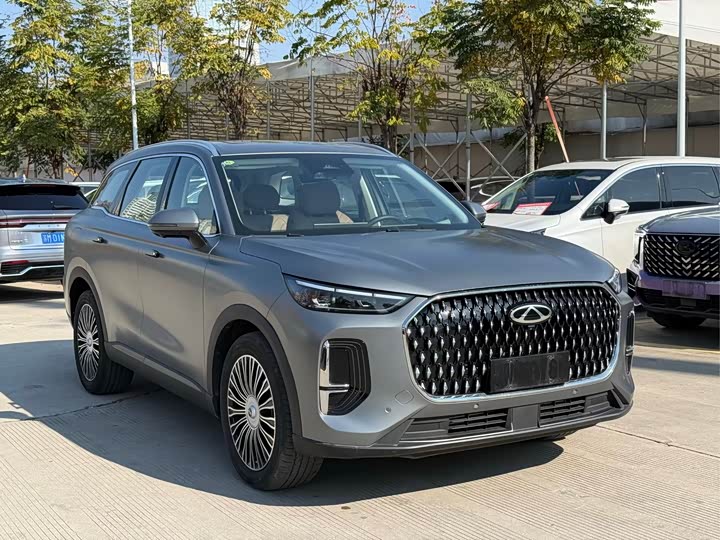 Фото 3 - Chery Tiggo 8L