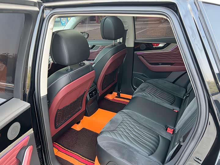 Фото 8 - Hongqi HS5