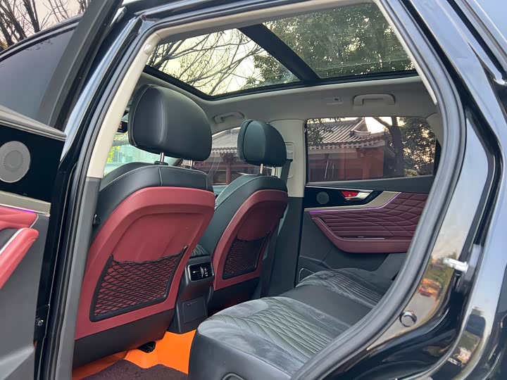 Фото 9 - Hongqi HS5