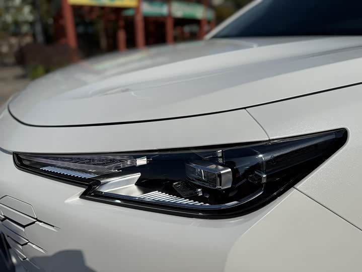 Фото 8 - Changan UNI-K