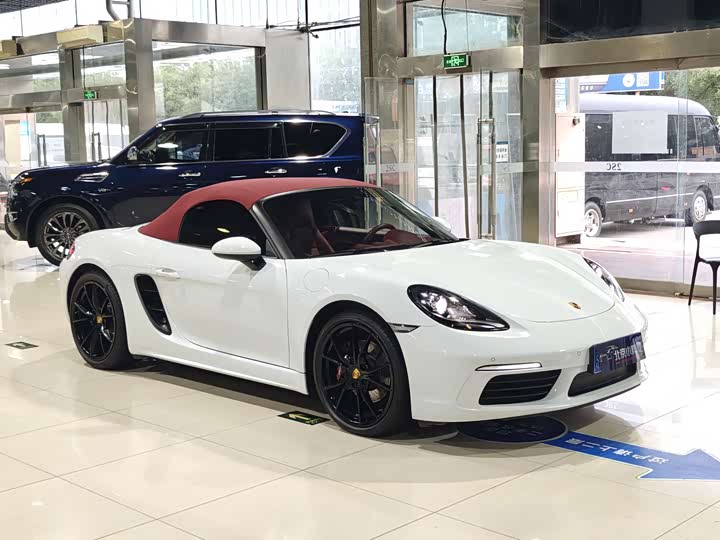 Фото 4 - Porsche 718