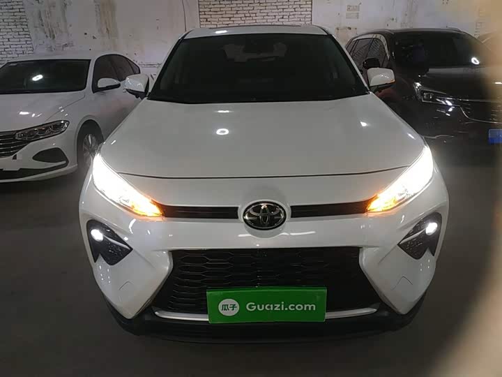 Фото 3 - Toyota Wildlander