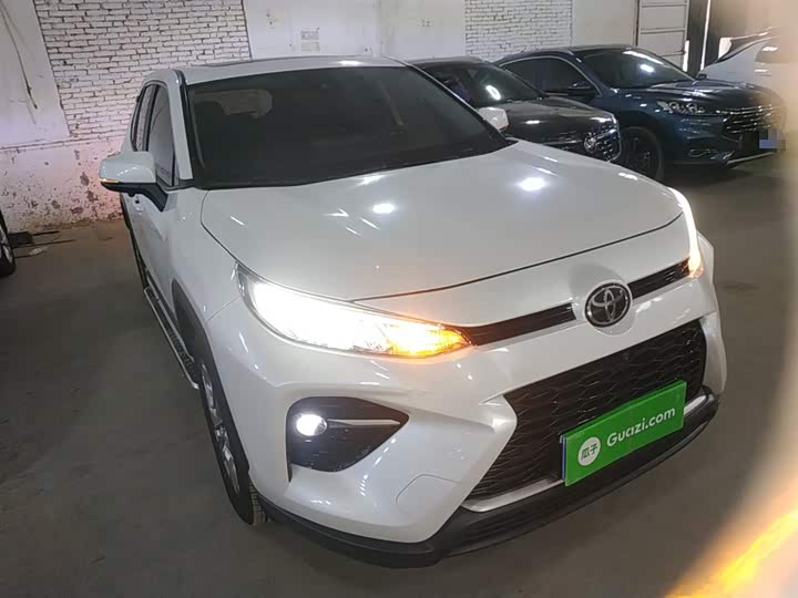 Фото 4 - Toyota Wildlander