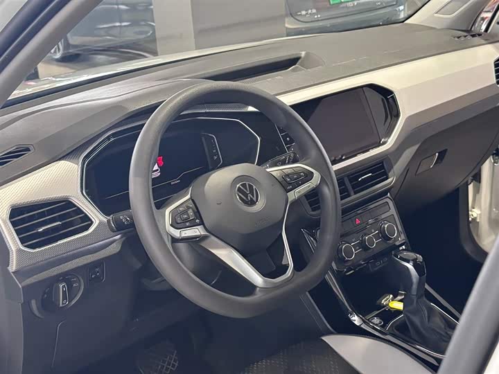 Фото 9 - Volkswagen Tacqua