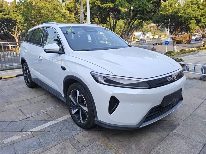 Фото 4 - BYD Sea Lion 05 DM-i Hybrid