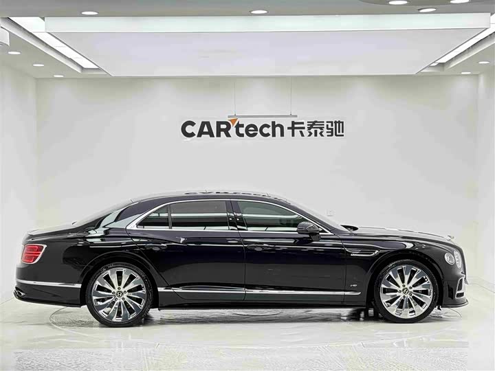 Фото 6 - Bentley Flying Spur