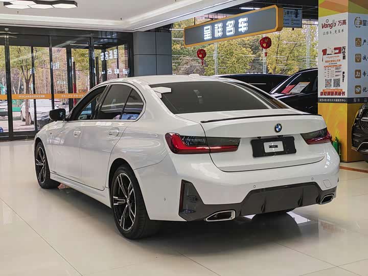 Фото 4 - BMW 3 Series