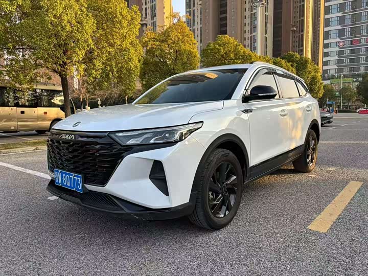 Фото 1 - Dongfeng Aeolus AX7