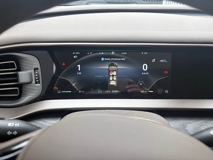 Фото 8 - Denza D9