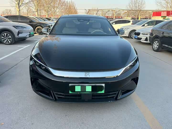 Фото 2 - BYD Han