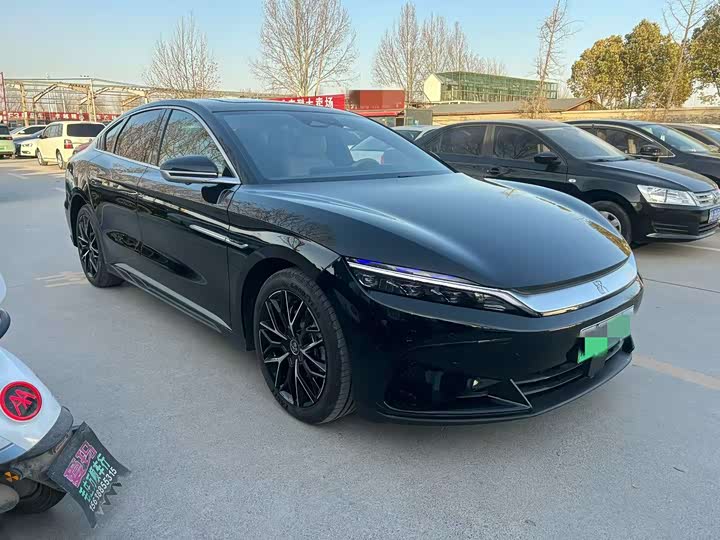 Фото 3 - BYD Han