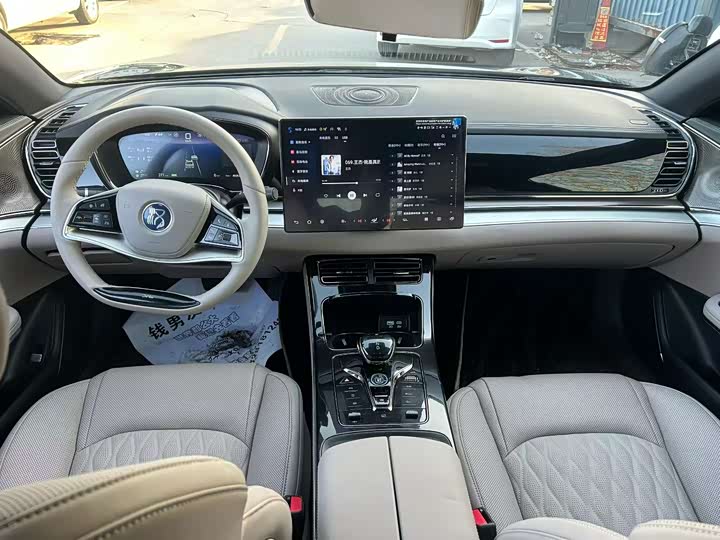 Фото 6 - BYD Han