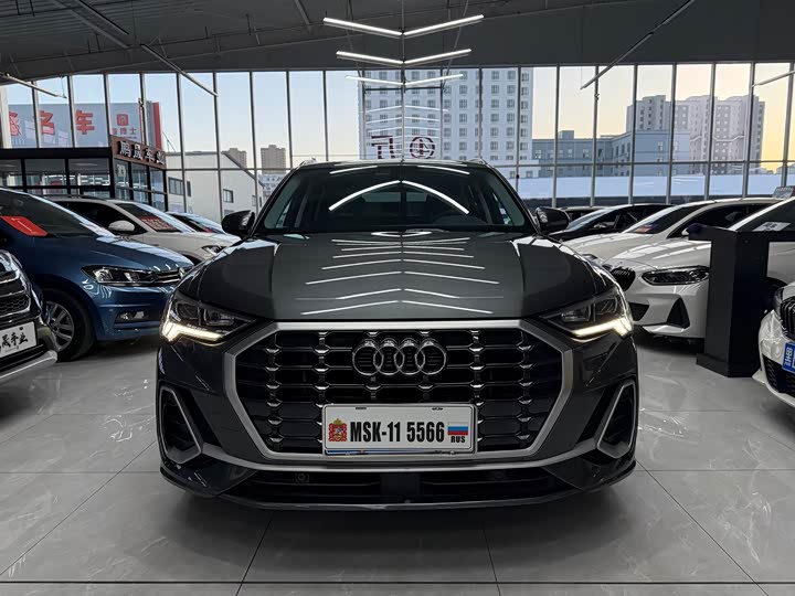 Фото 2 - Audi Q3