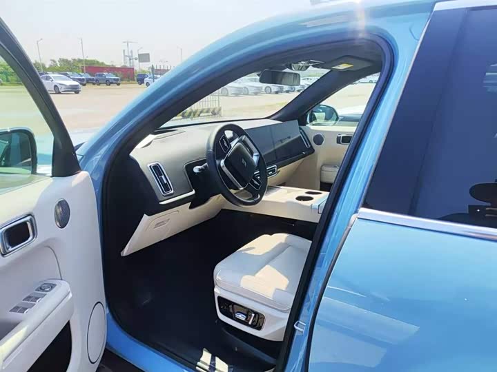 Фото 3 - LiXiang L7