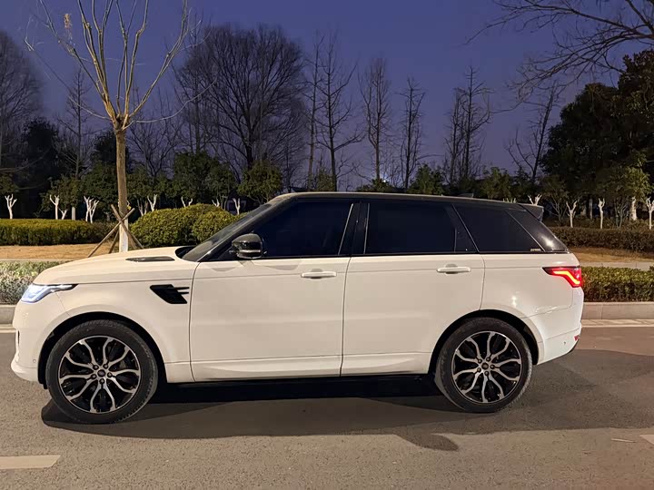 Фото 7 - Land Rover Range Rover Sport