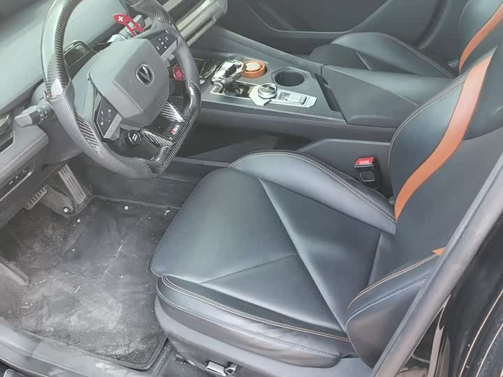 Фото 4 - Changan UNI-V