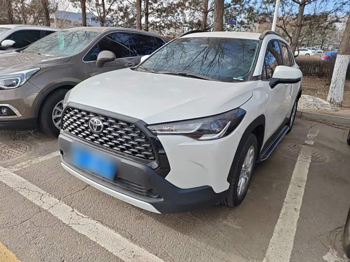 Фото 2 - Toyota Corolla Cross