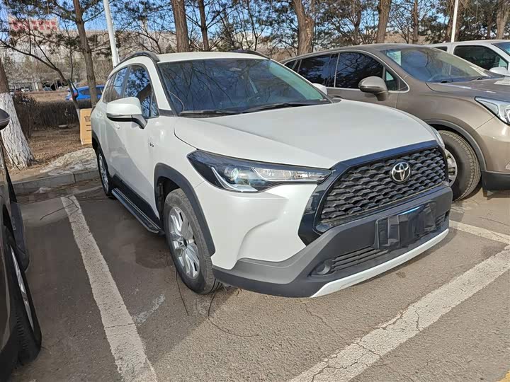 Фото 4 - Toyota Corolla Cross