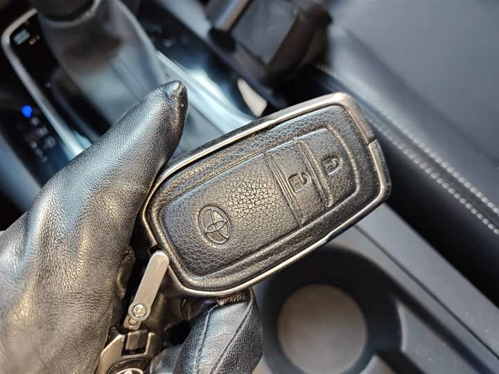 Фото 9 - Toyota Corolla Cross