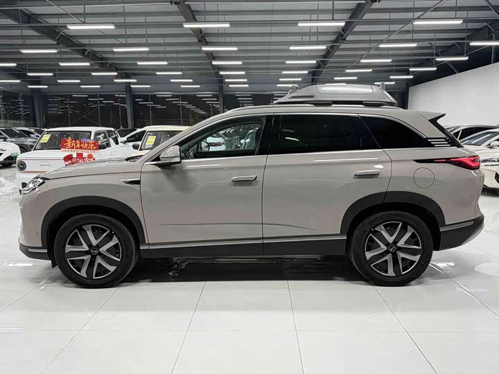 Фото 7 - BYD Sea Lion 07 DM-i Hybrid