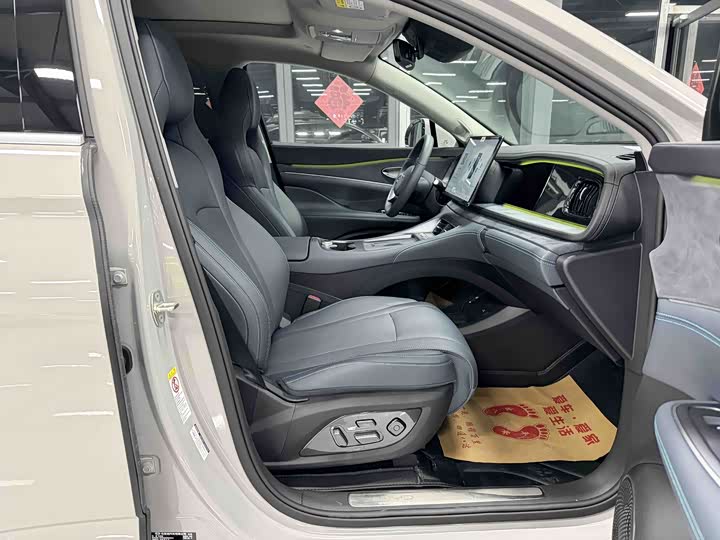 Фото 8 - BYD Sea Lion 07 DM-i Hybrid