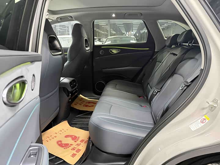 Фото 9 - BYD Sea Lion 07 DM-i Hybrid