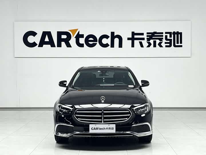 Фото 2 - Mercedes-Benz E-Class