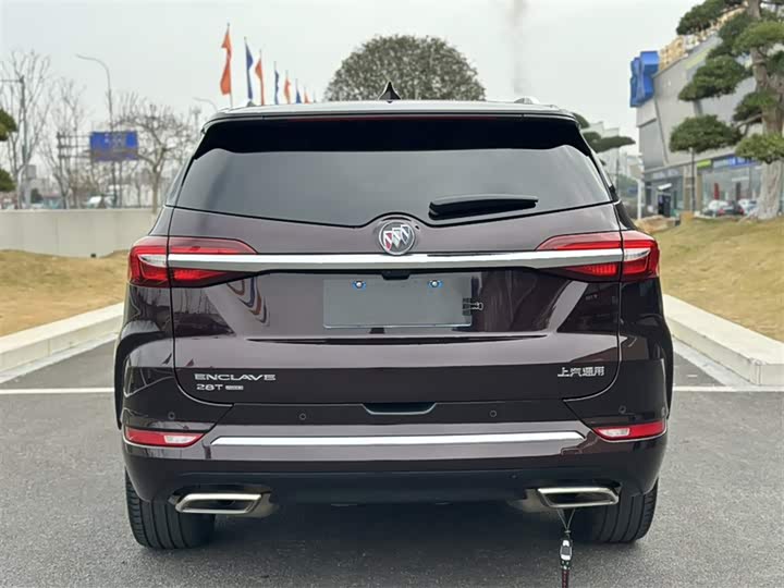 Фото 8 - Buick Enclave