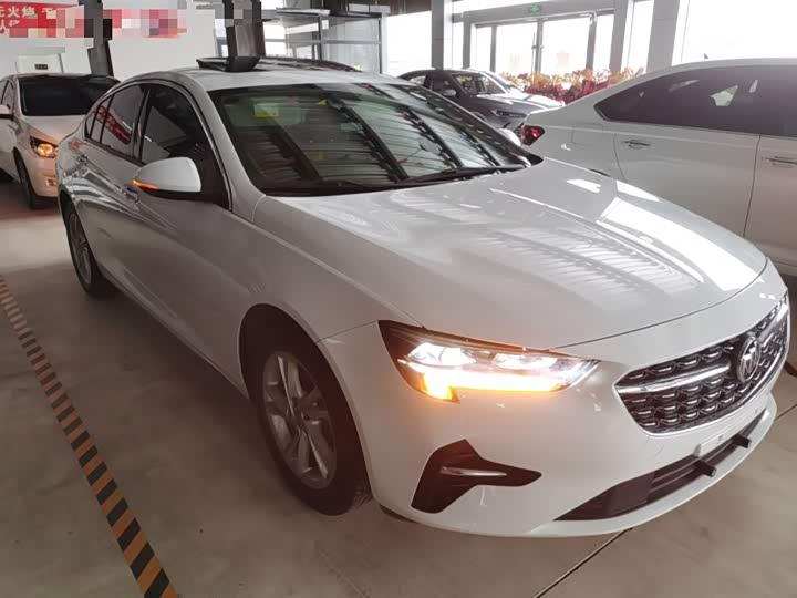 Фото 4 - Buick Regal