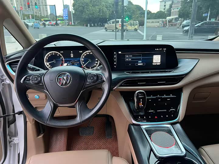 Фото 6 - Buick GL8 ES