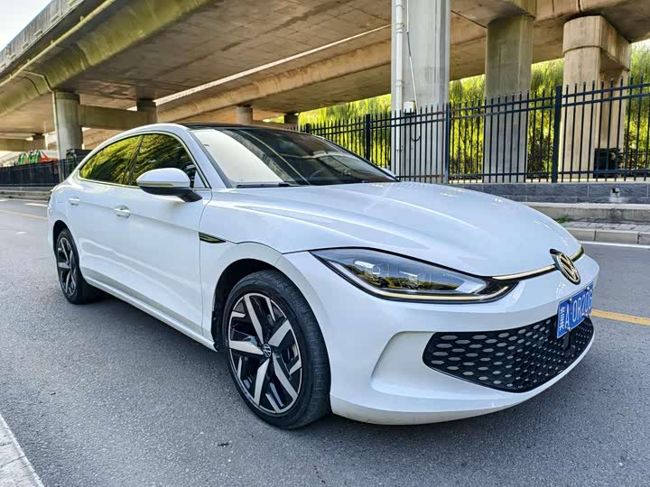 Фото 3 - Volkswagen Lamando L