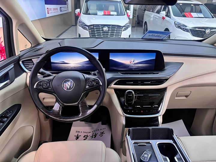 Фото 9 - Buick GL8 ES