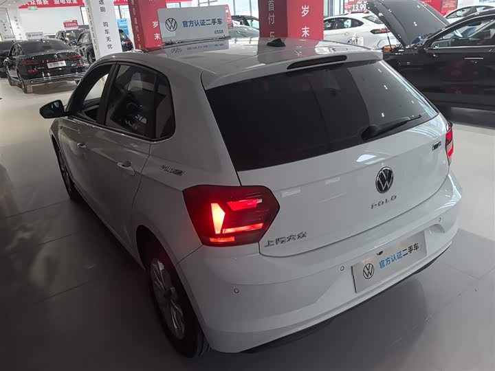 Фото 5 - Volkswagen Polo