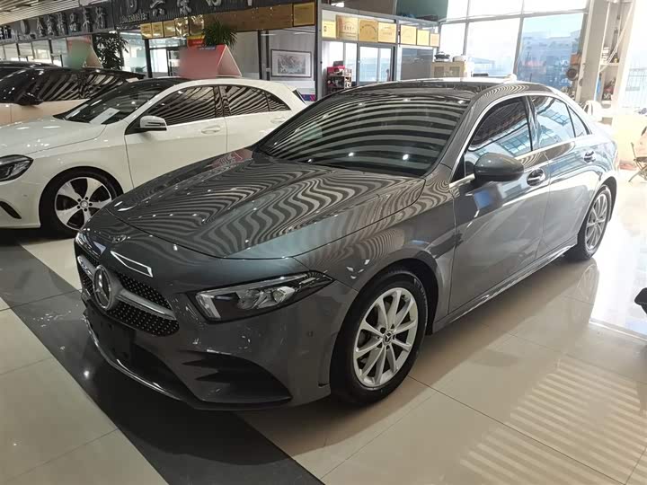 Фото 1 - Mercedes-Benz A-Class