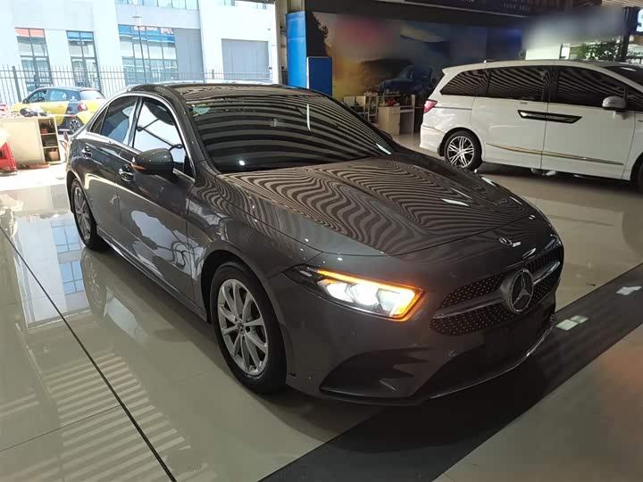 Фото 4 - Mercedes-Benz A-Class