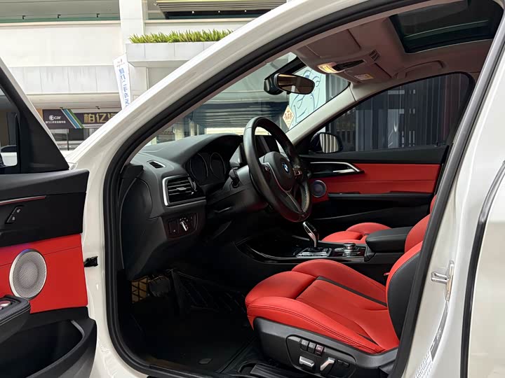 Фото 4 - BMW 1 Series