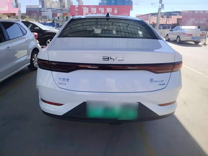 Фото 6 - BYD Qin Plus