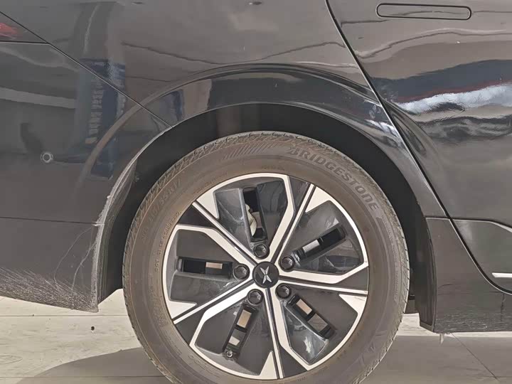 Фото 8 - XPeng P5