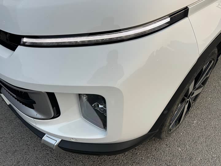 Фото 4 - Geely Icon