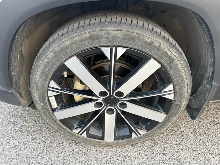 Фото 5 - Geely Icon