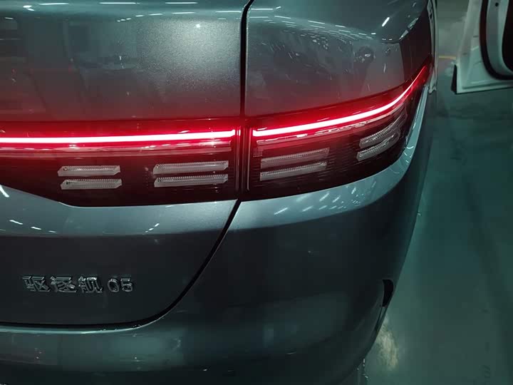 Фото 8 - BYD Destroyer 05