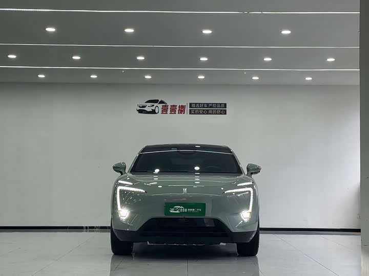 Фото 2 - Avatr 11