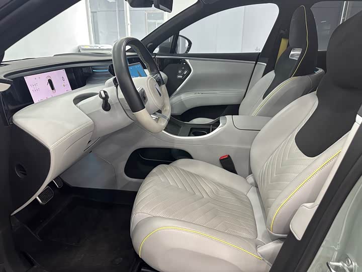 Фото 4 - Avatr 11