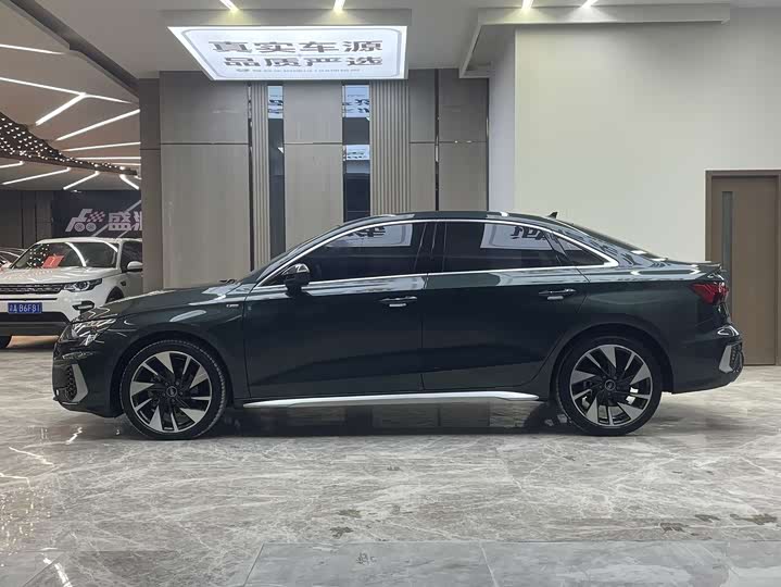 Фото 7 - Audi A3